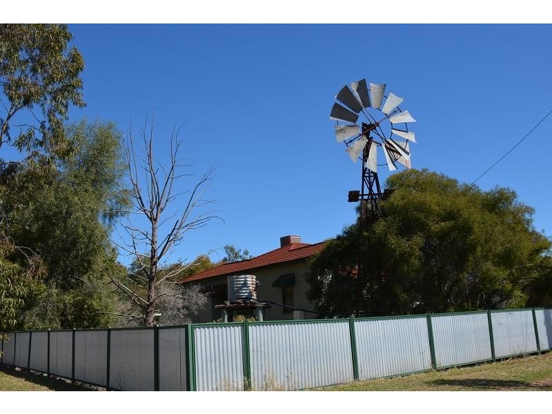 175 Alice Street, Mitchell QLD 4465