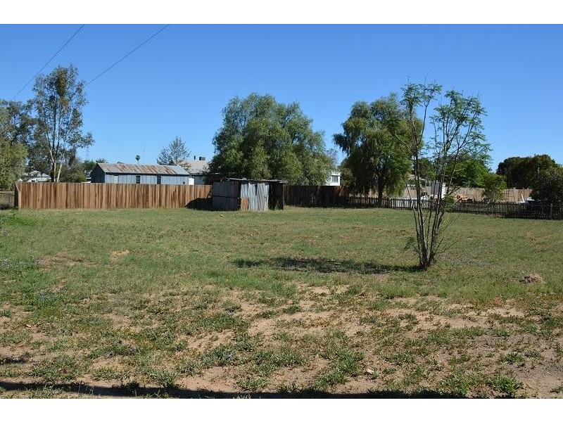 14 Oxford Street, Mitchell QLD 4465