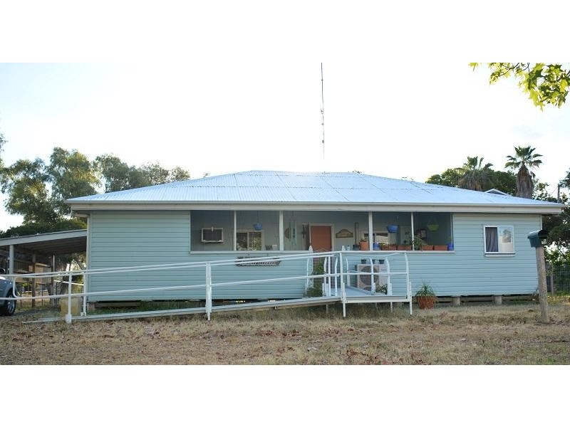 15 Elizabeth Street, Mitchell QLD 4465