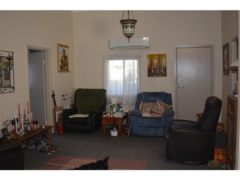 15 Elizabeth Street, Mitchell QLD 4465