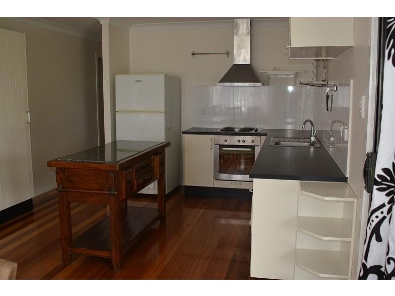 37 Mary Street, Mitchell QLD 4465