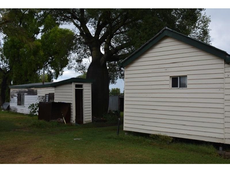 61 Eton Street, Mitchell QLD 4465