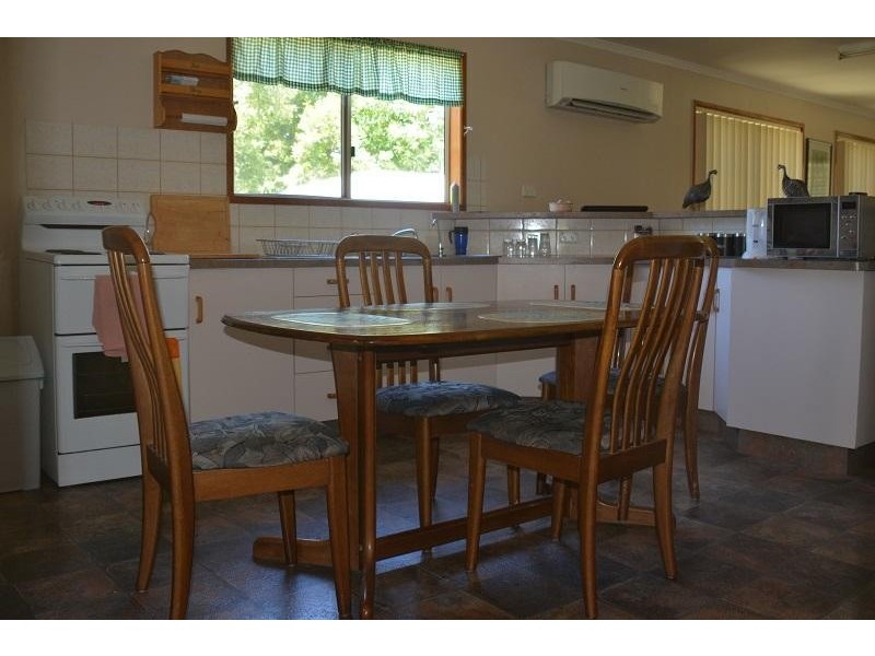 72 Alice Street, Mitchell QLD 4465