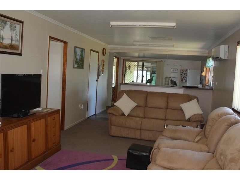 72 Alice Street, Mitchell QLD 4465