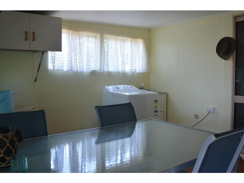 72 Alice Street, Mitchell QLD 4465