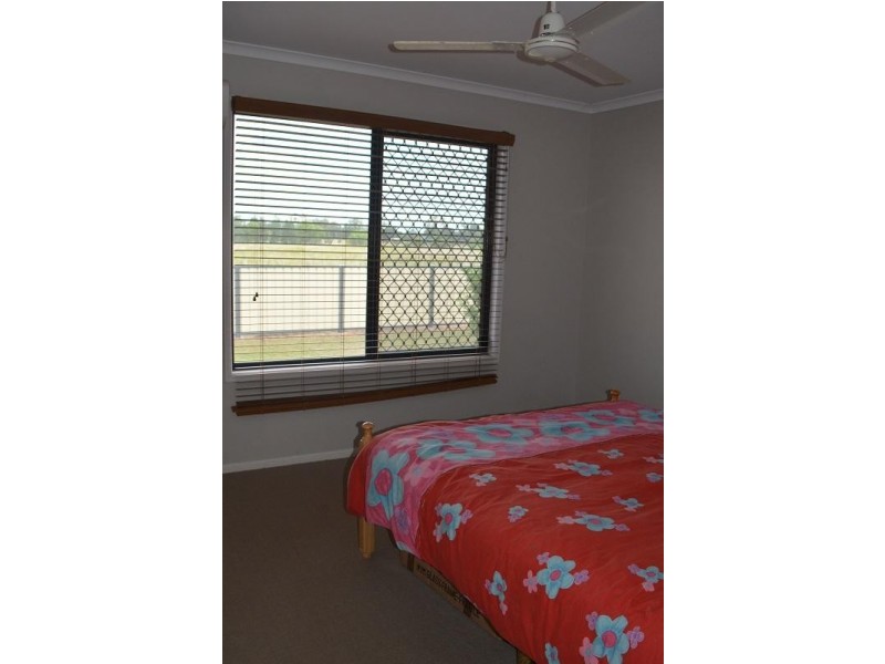 16 River Street, Mitchell QLD 4465