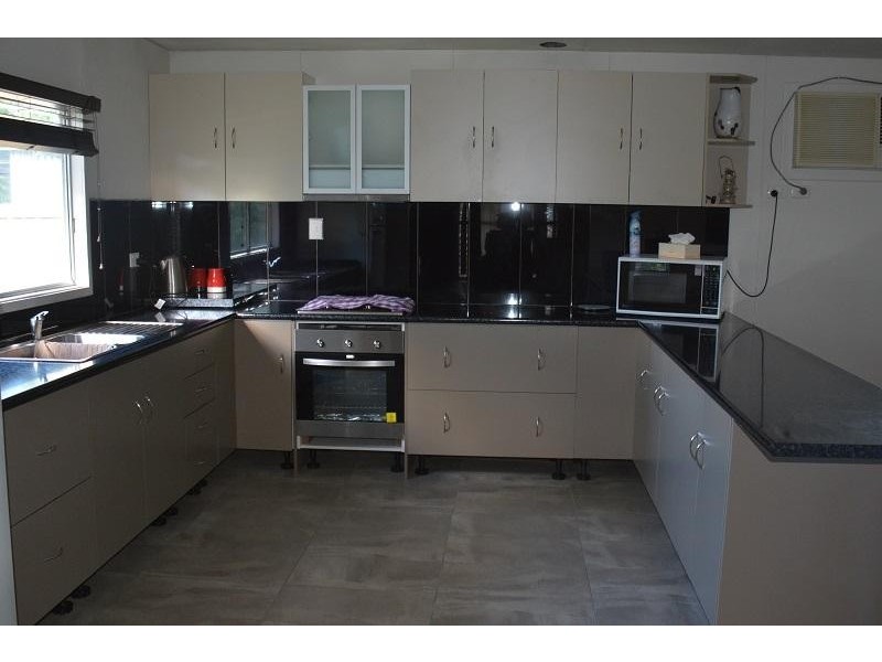 182 Alice Street, Mitchell QLD 4465