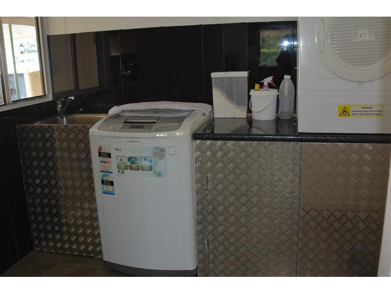 182 Alice Street, Mitchell QLD 4465