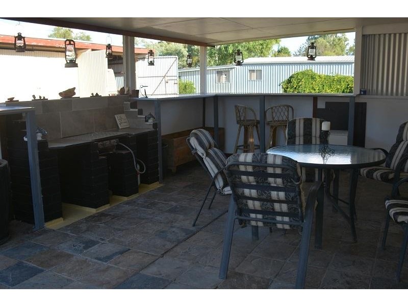 182 Alice Street, Mitchell QLD 4465