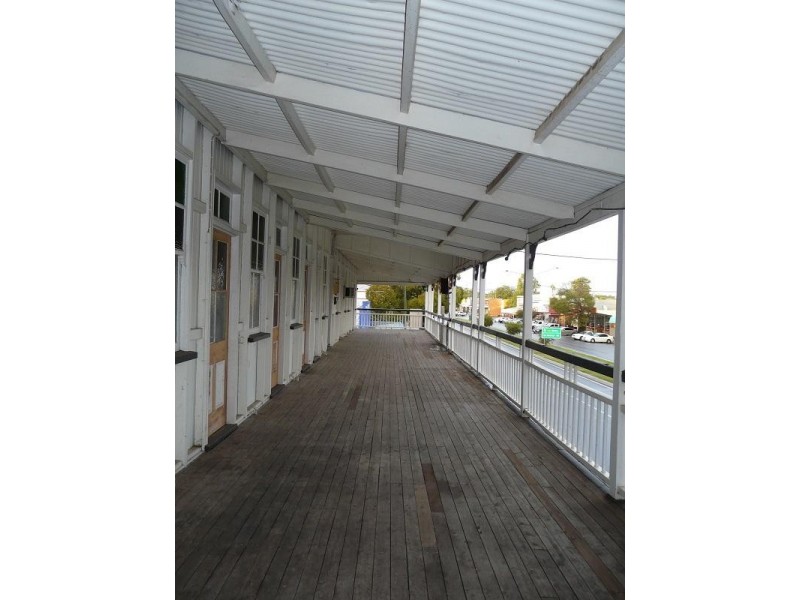 93-95 Cambridge Street, Mitchell QLD 4465