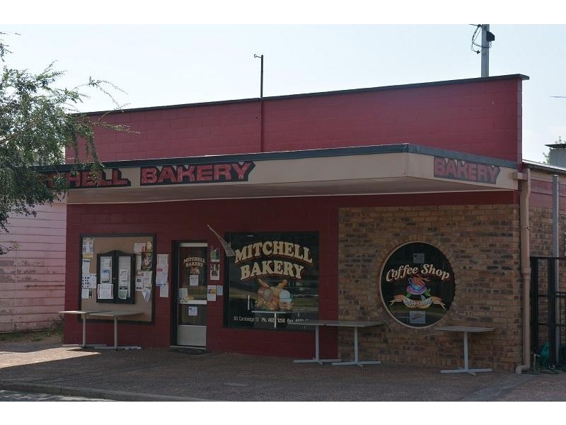 80 Cambridge Street, Mitchell QLD 4465