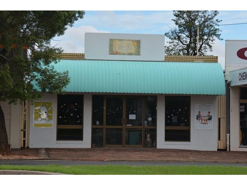 86 Cambridge Street, Mitchell QLD 4465