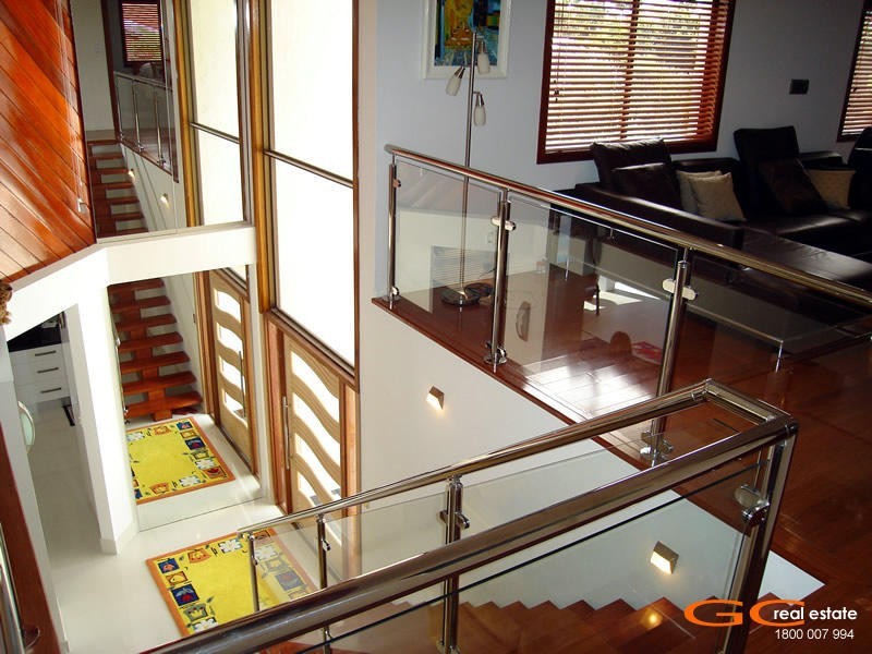 56 Tradewinds Avenue, Paradise Point QLD 4216