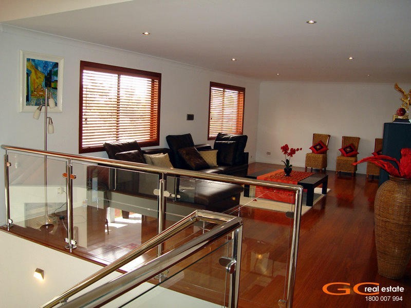 56 Tradewinds Avenue, Paradise Point QLD 4216