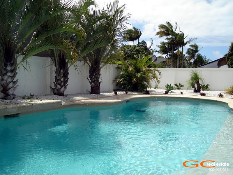 56 Tradewinds Avenue, Paradise Point QLD 4216