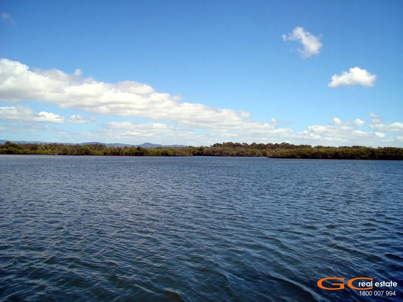 56 Tradewinds Avenue, Paradise Point QLD 4216