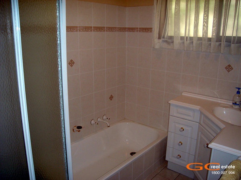 41 Walter Raleigh Crescent, Hollywell QLD 4216