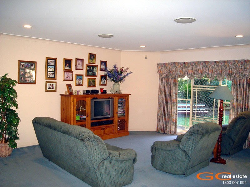 5 Nymboida Ct, Helensvale QLD 4212