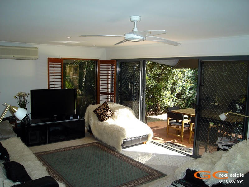 34 Shinnecock Close, Hope Island QLD 4212