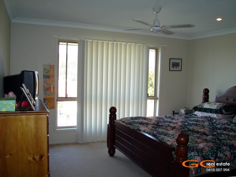 16 Highview Place, Parkwood QLD 4214