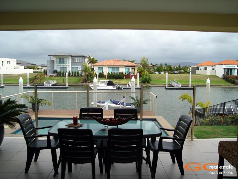 7408 Ellensbrook Drive, Hope Island QLD 4212