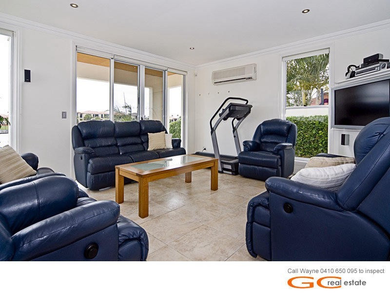 15 Sabrina Avenue, Helensvale QLD 4212
