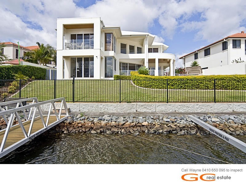 15 Sabrina Avenue, Helensvale QLD 4212