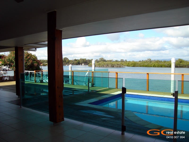 58 Tradewinds Avenue, Paradise Point QLD 4216