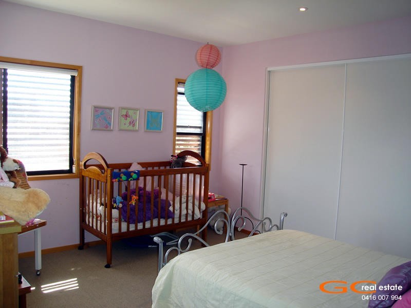 58 Tradewinds Avenue, Paradise Point QLD 4216