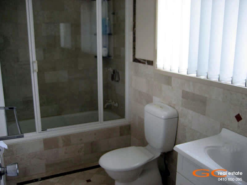 12 Tarni Street, Coombabah QLD 4216