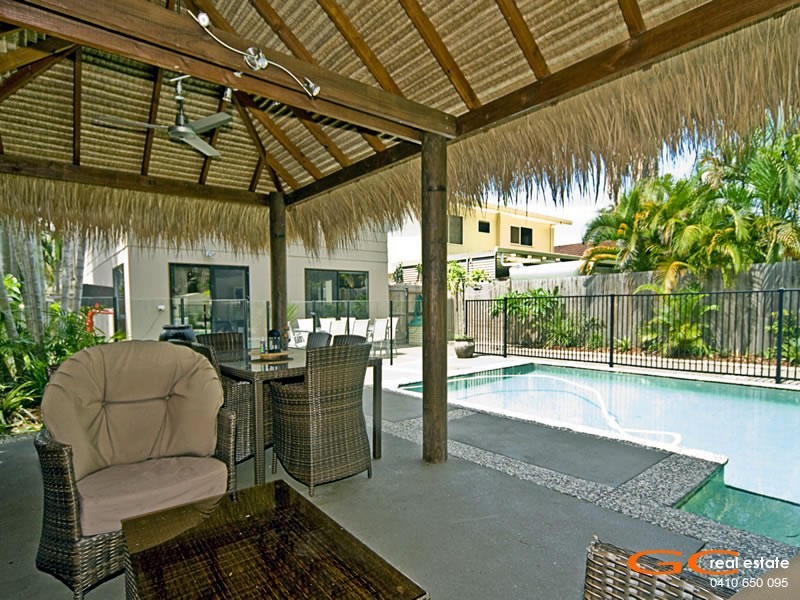 53 Nalkari, Coombabah QLD 4216