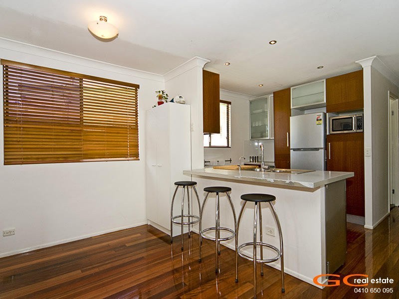 53 Nalkari, Coombabah QLD 4216