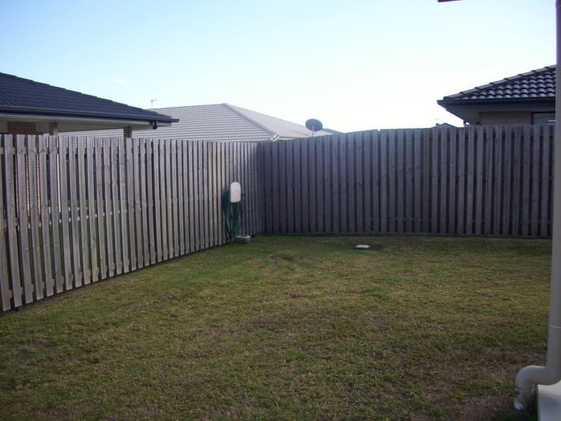 10 Bramble Court, Urraween QLD 4655