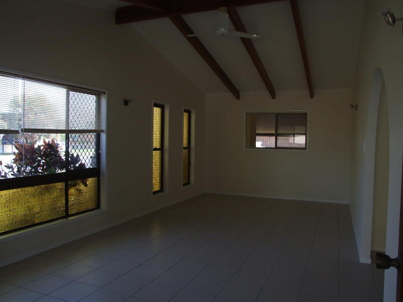 30 Wonga Street, Scarness QLD 4655