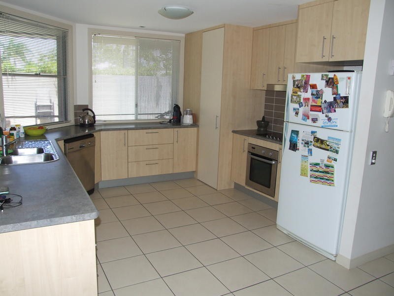 20/ 230 Pulgul Street, Urangan QLD 4655