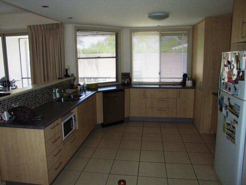 20/ 230 Pulgul Street, Urangan QLD 4655
