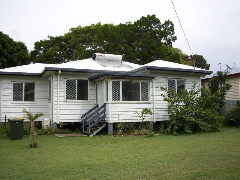 45 Shell Street, Urangan QLD 4655