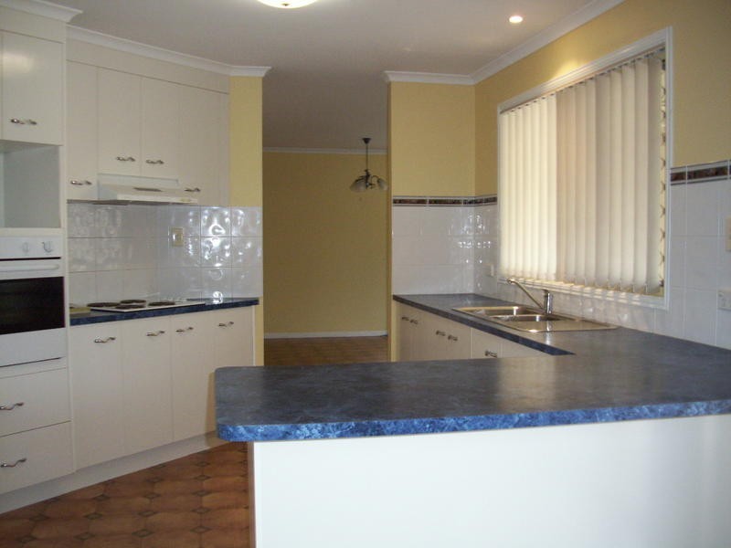 5 Sharyn Court, Point Vernon QLD 4655