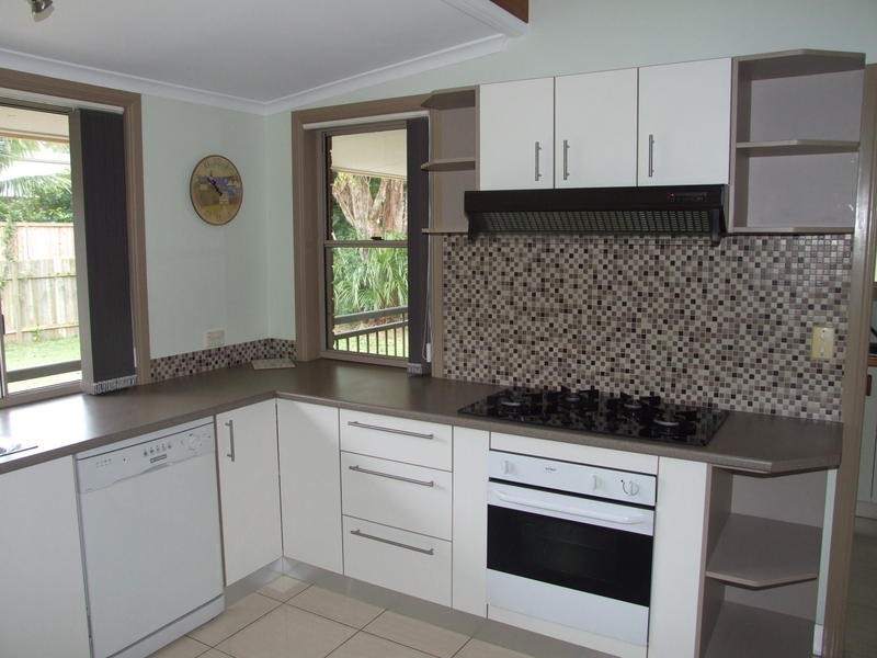 21A Sawmill Rd, Dundowran Beach QLD 4655