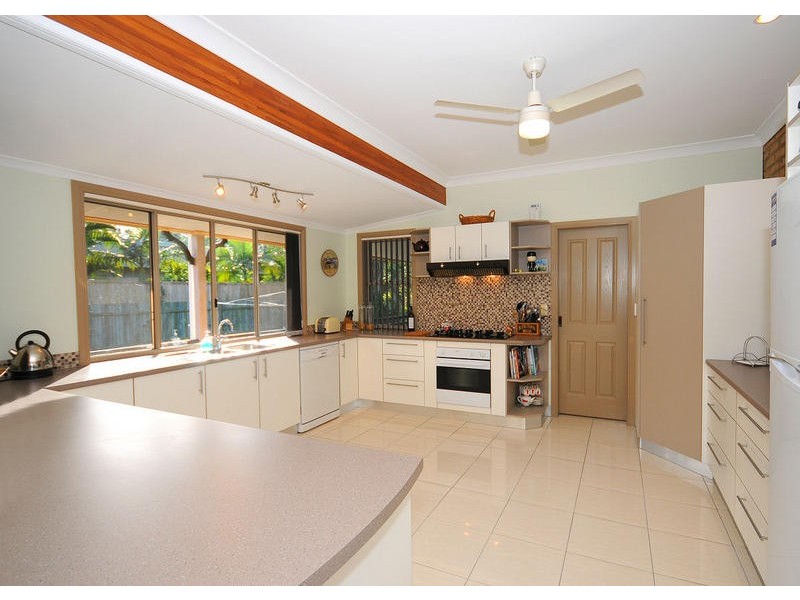 21A Sawmill Rd, Dundowran Beach QLD 4655
