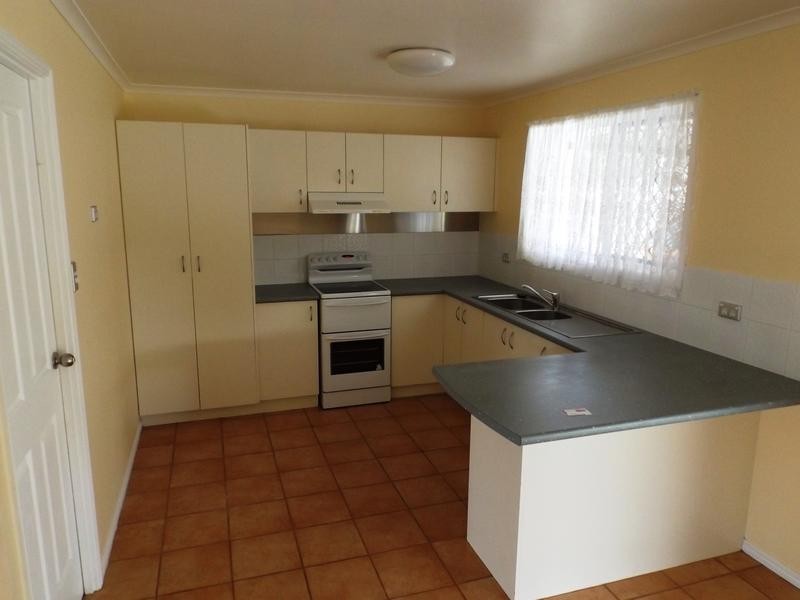 28 Southerden Street, Torquay QLD 4655