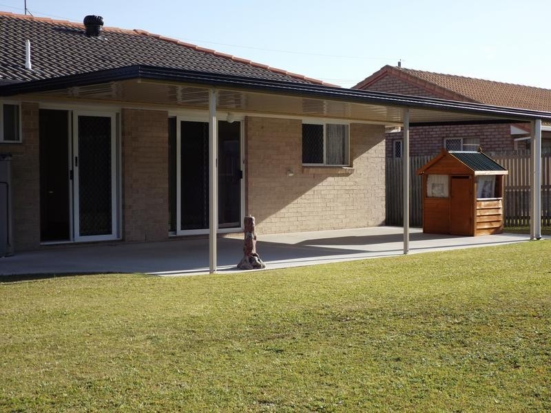 28 Southerden Street, Torquay QLD 4655