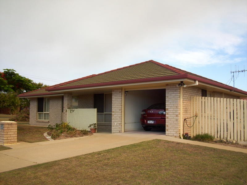 2 Archer Drive, Point Vernon QLD 4655