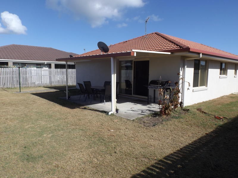 20 Endeavour Way, Eli Waters QLD 4655