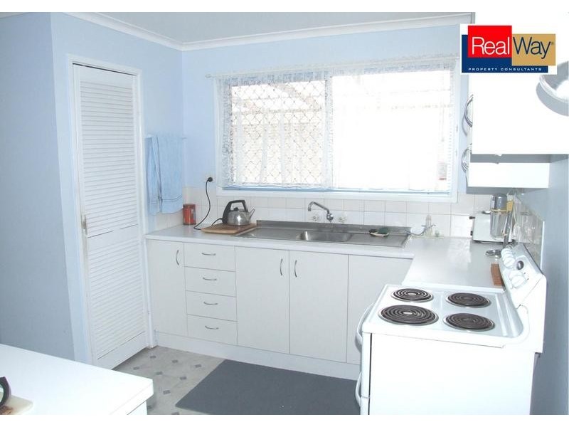 3 Hayworth St, Point Vernon QLD 4655
