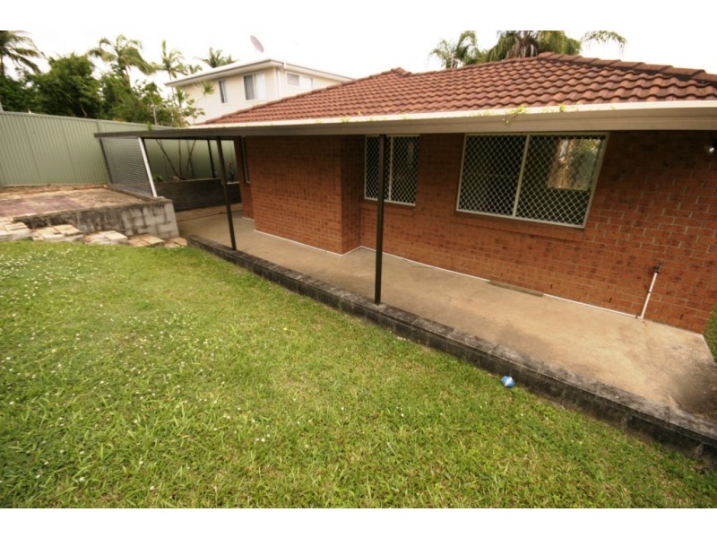 7 Warratina Street, Labrador QLD 4215