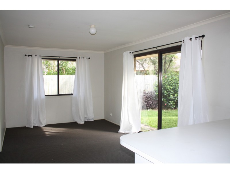 10 Capiten Court, Varsity Lakes QLD 4227