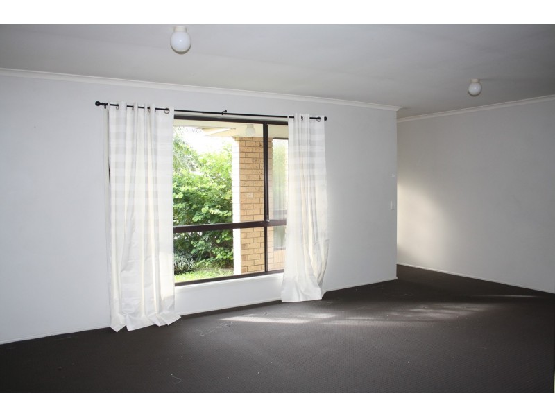 10 Capiten Court, Varsity Lakes QLD 4227