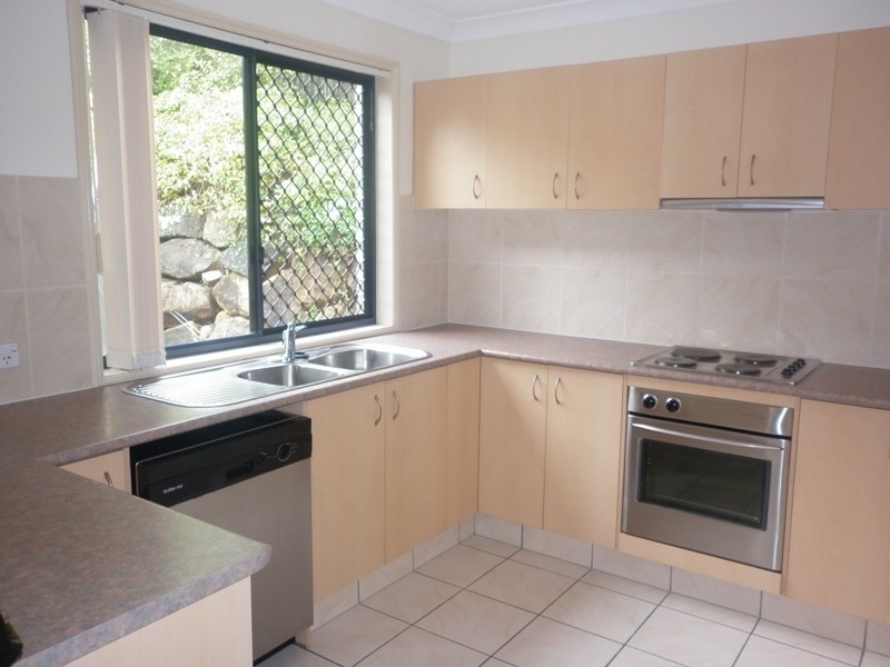 10 Bidwill Court, Elanora QLD 4221