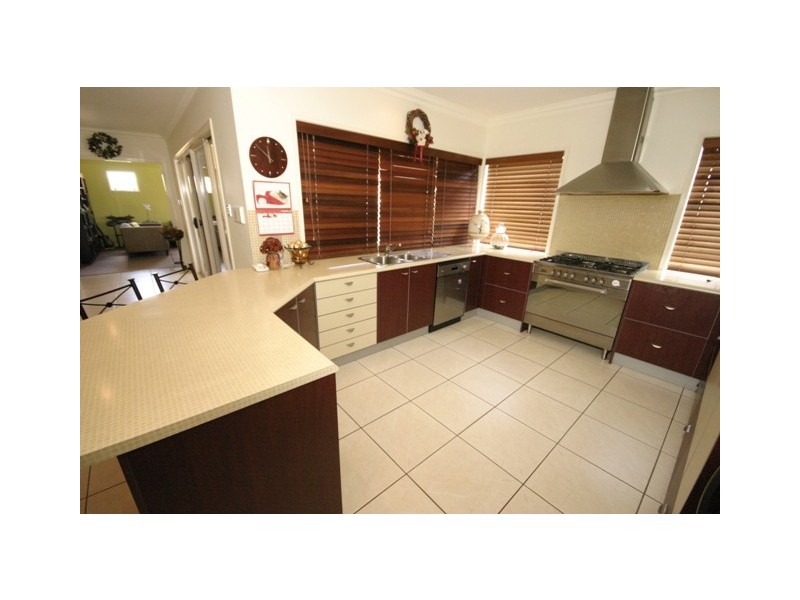 12 Cordata Court, Robina QLD 4226